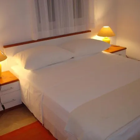 Nyaraló Seaside Holiday House 14554 Slano